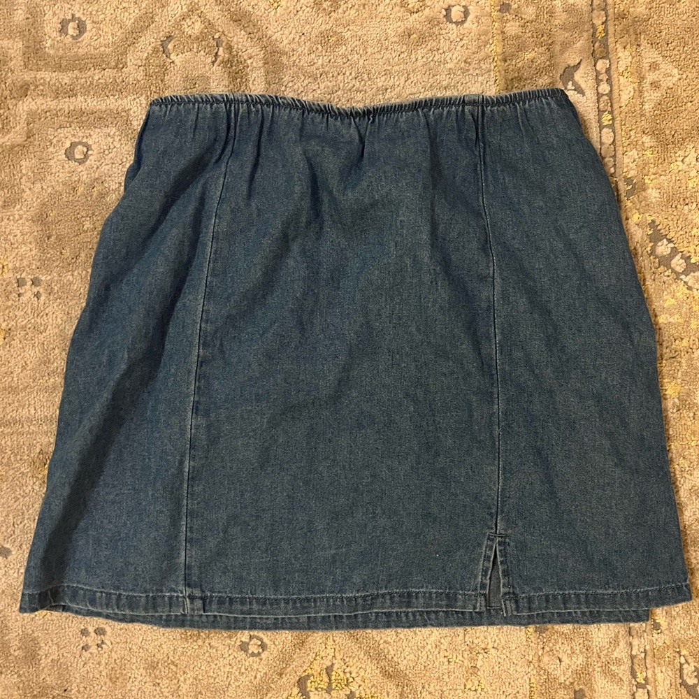 Women’s American Eagle denim skirt size medium
